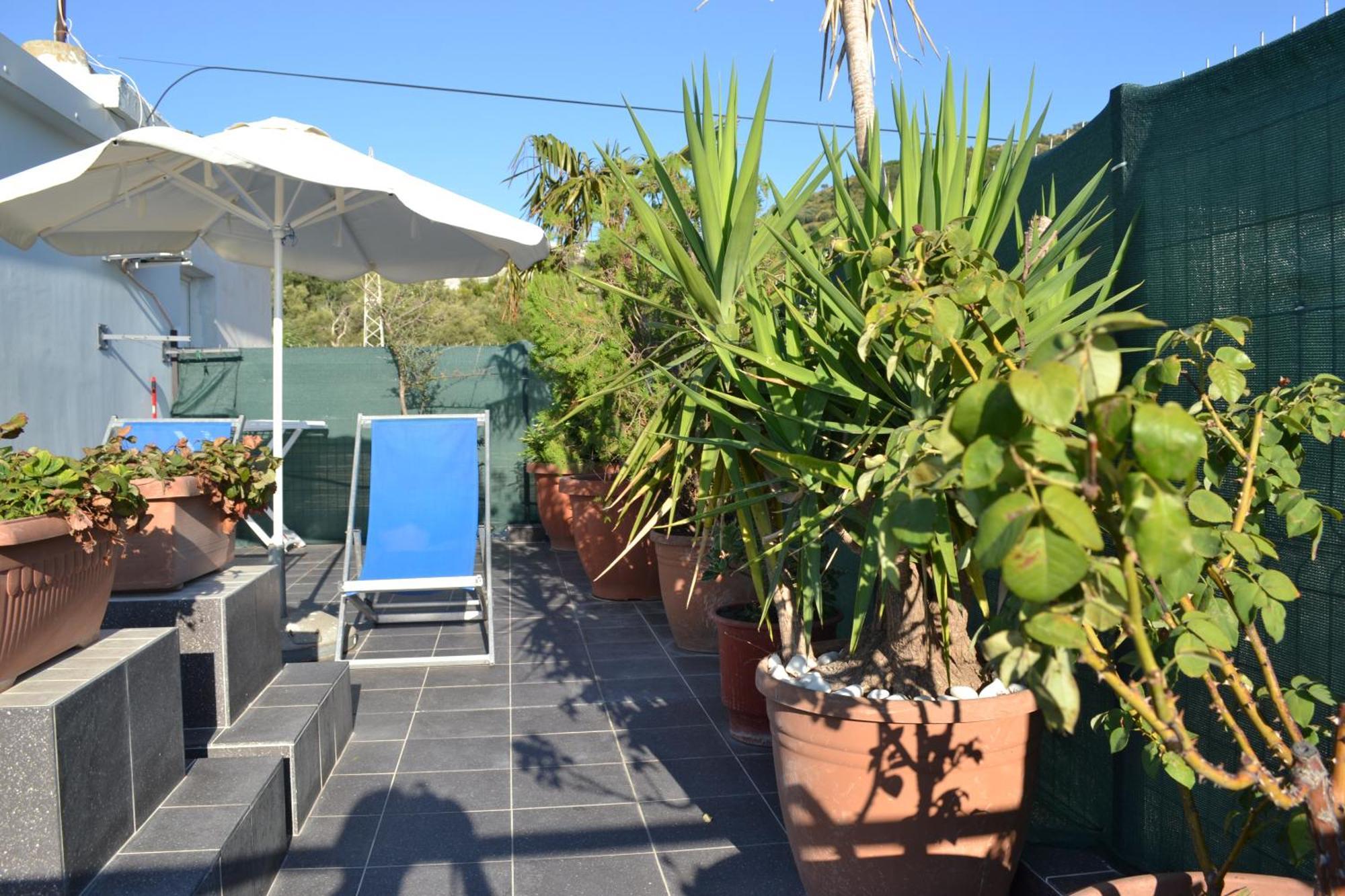 Seaview Penthouse Terrace & Garage Lejlighed Vlorë Eksteriør billede
